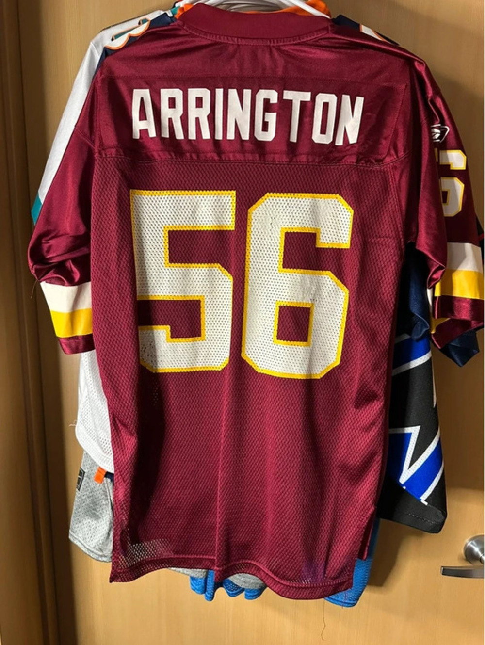 Washington Redskins jersey - Picture 5 of 5